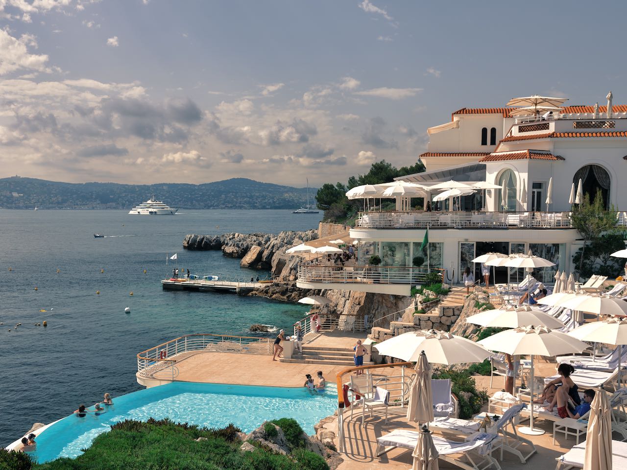 Wall Art Viewer Frames Render