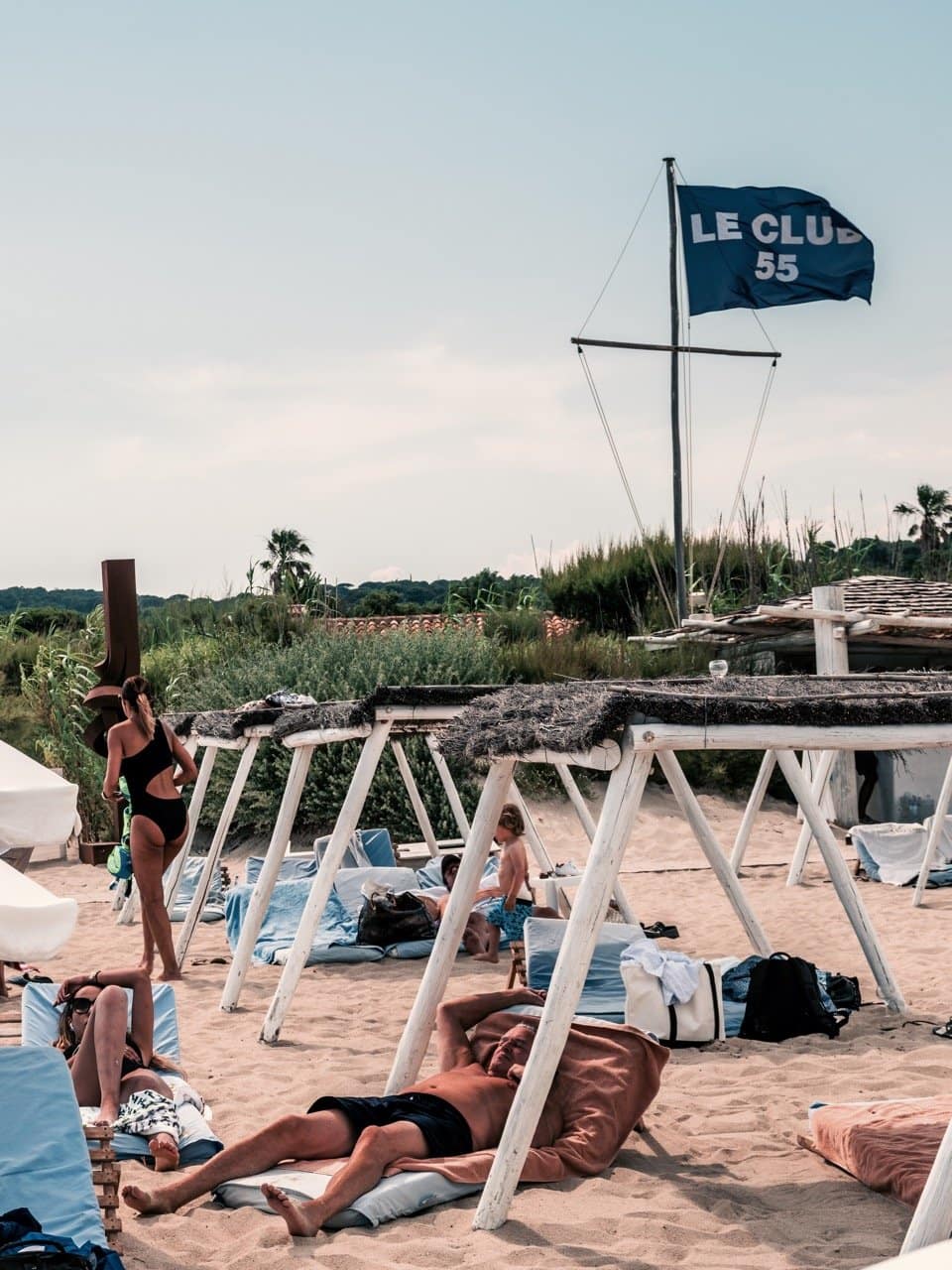 Wall Art Viewer Frames Render